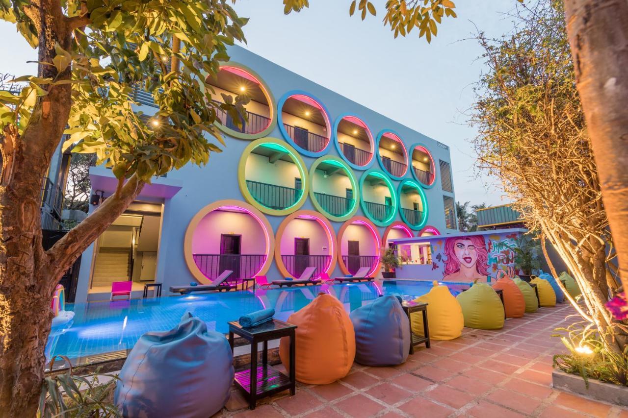 White Rabbit Hostel Siem Reap Exterior foto